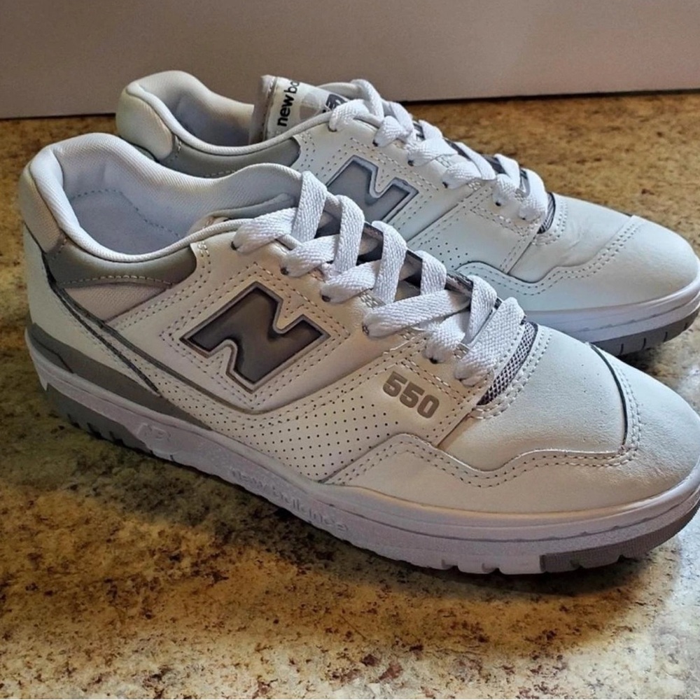 New balance womens 550 shoes